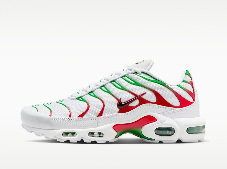 Nike Air Max Plus Sneakers Wit Kelly Green University Red Zwart Air Max Plus Lifestyle Heren Sneakers voor Mannen