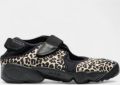 Nike Sneakers Baskets air rift leopard textile respirant - Bruin