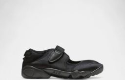 Nike Air Rift Triple Black Satin (Women's)