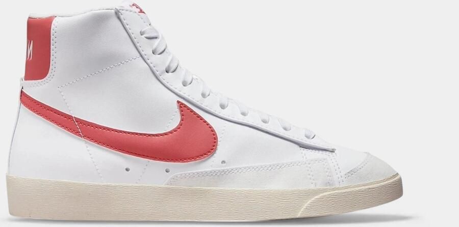 Nike Sneakers Blazer Mid 77 White Adobe Red Stardust Sail (Women's)