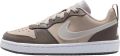 Nike court borough low jes (gs) in de kleur ecru - Ecru