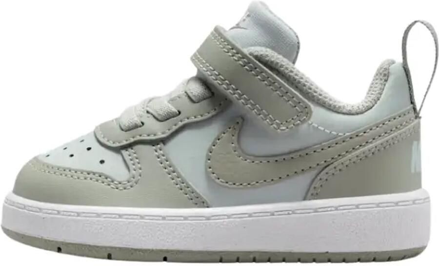 Nike court borough low rp in de kleur zwart