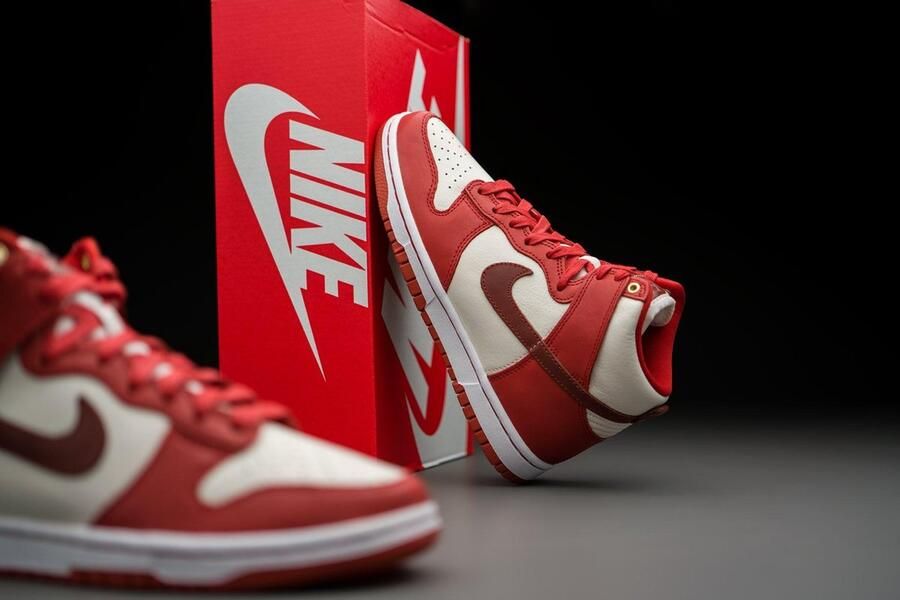 Nike Dunk High LXX Cinnabar (W) DX0346-600 Kleur als op foto Schoenen - Foto 12