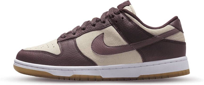 Nike Dunk Low Plum Coconut Milk Eclipse (W) FJ4734-100 bruin beige suede lage sneakers damessneakers