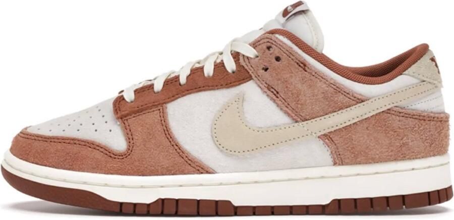 Nike Dunk Low Retro Premium 'Medium Curry' Bruin Beige Sneakers Unisex