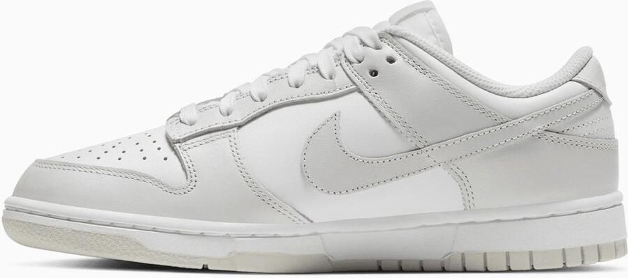 Nike Wmns Dunk Low Basketball Schoenen white photon dust white maat: 41 beschikbare maaten:37.5 38 39 40.5 36.5 41 42 - Foto 3