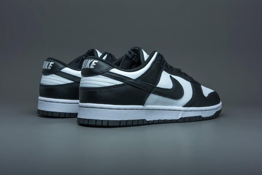Nike Kinder Sneakers Dunk Low BG Panda Wit Zwart 35 5 EU Klassieke lage sneakers perfecte balans tussen retro stijl en dagelijks comfort. Gemaakt van natuurlijk leer - Foto 11
