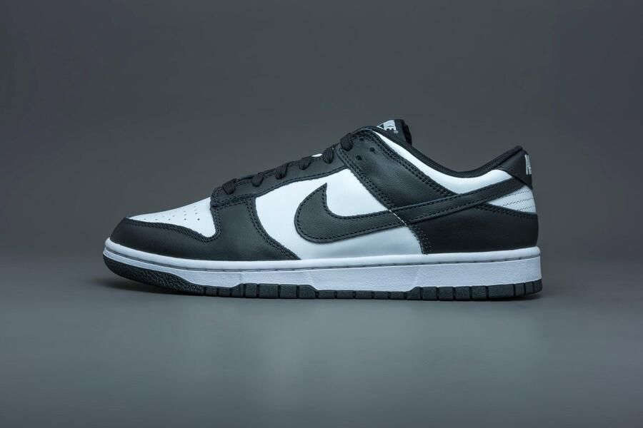 Nike Kinder Sneakers Dunk Low BG Panda Wit Zwart 35 5 EU Klassieke lage sneakers perfecte balans tussen retro stijl en dagelijks comfort. Gemaakt van natuurlijk leer - Foto 16