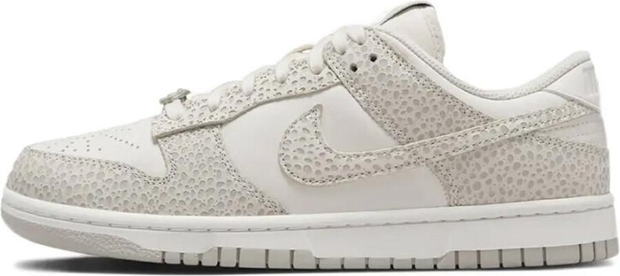 Nike Dunk Low PRM Sneakers Wit Grijs