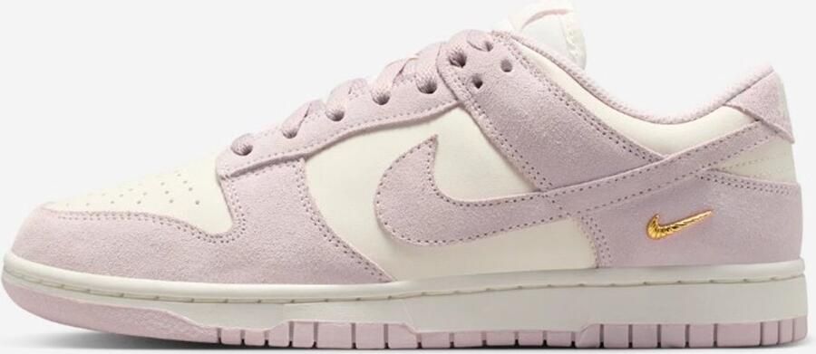 Nike Dunk Low Sail Pearl Pink (Women's) Dames Sneaker Wit Roze