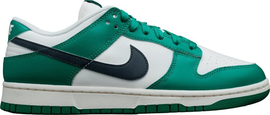 Nike Dunk Low SE Lottery Pack Malachite Green Sneakers Unisex