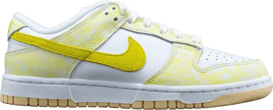 Nike Dunk Low Yellow Strike