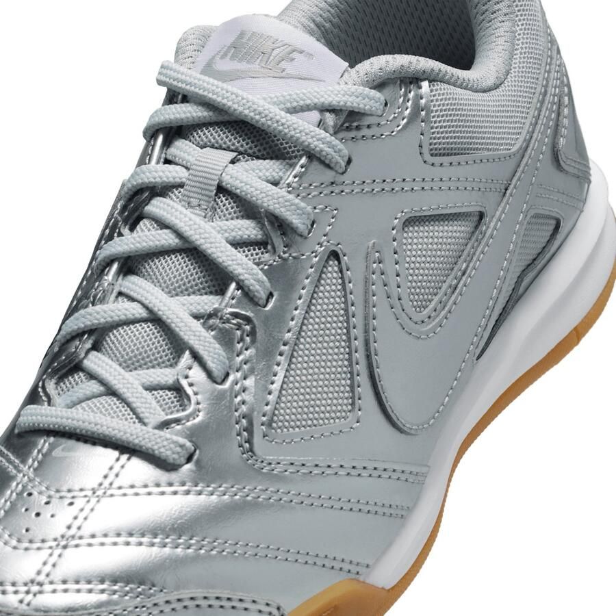 Nike Gato LV8 Metallic Silver Wit Gum Light Brown Metallic Silver Zilver Wit Gato Lifestyle Kinder Sneakers voor en