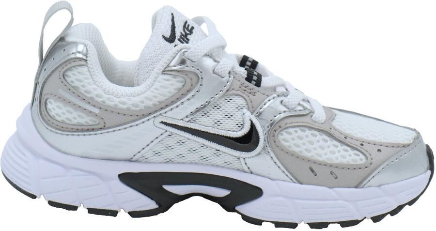 Nike HQ6412-100 V5 RNR