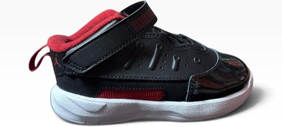 Nike Jordan Max Aura 7 Sneakers Kids Zwart Rood Wit Doos zonder deksel