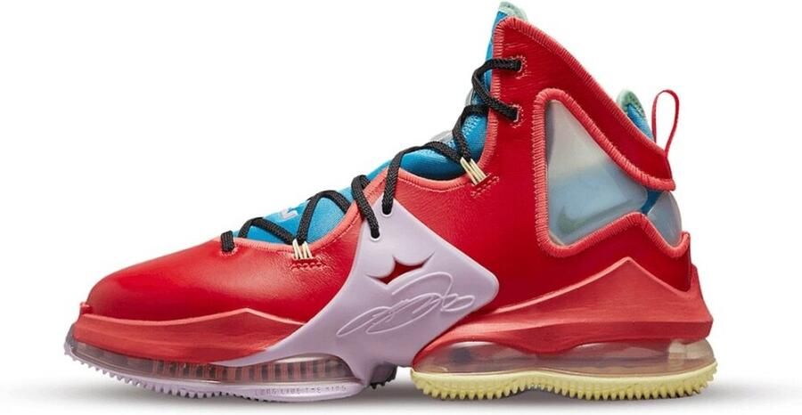 Nike LeBron 19 Basketbalschoenen Rood