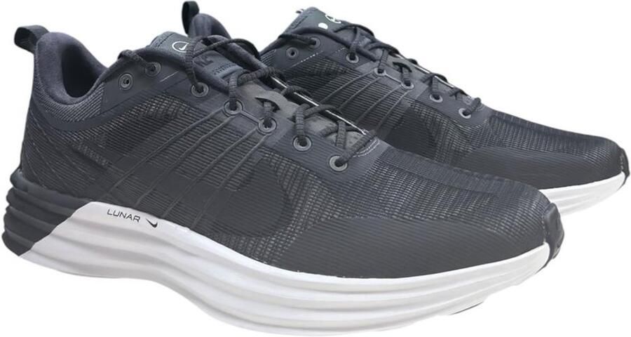 Nike Lunar Roam Hardloopschoenen