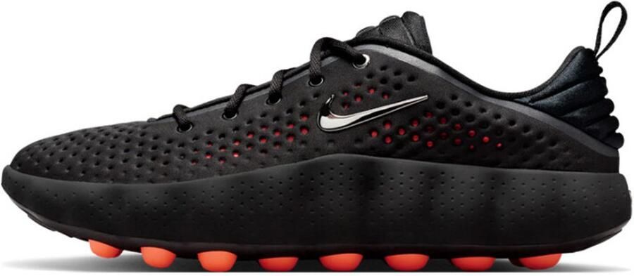 Nike Mind 002 Black Hyper Crimson
