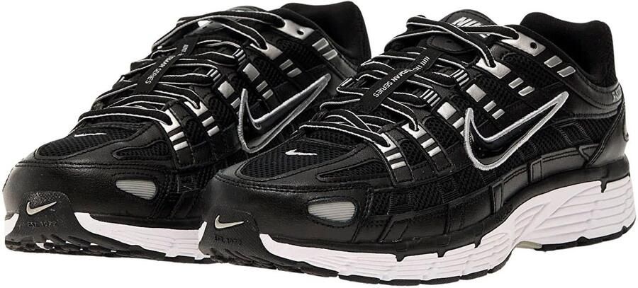 Nike Schoenen P-6000 Zwart- Heren Zwart