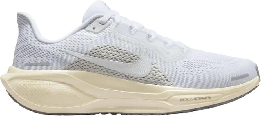 Nike Pegas ESS Hardloopschoenen White Chalk Sea Glass Dames