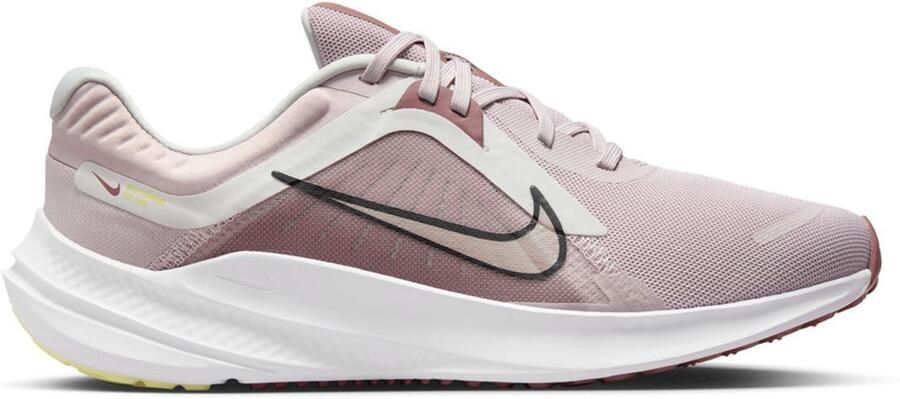 Nike Quest 5- Dames Sneakers Violet Zwart Wit