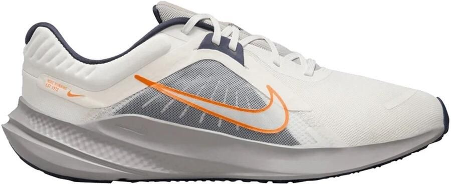 Nike Quest 5 Hardloopschoenen 41 Sail Total Orange-Thunder Blue Crème Oranje Blauw Running Comfort
