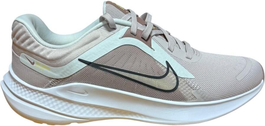 Nike Quest 5 Hardloopschoen voor dames (straat) Pink- Dames Pink