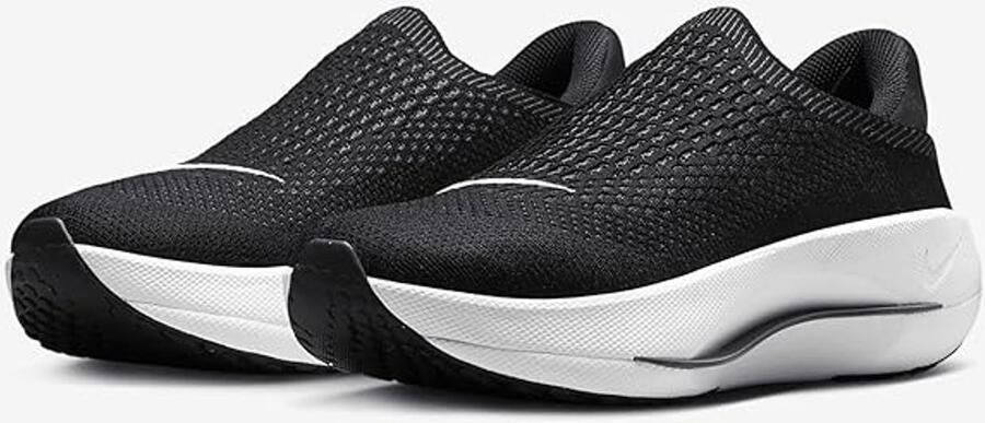 Nike Reina Easyon Zwart Wit Sportschoenen Dames