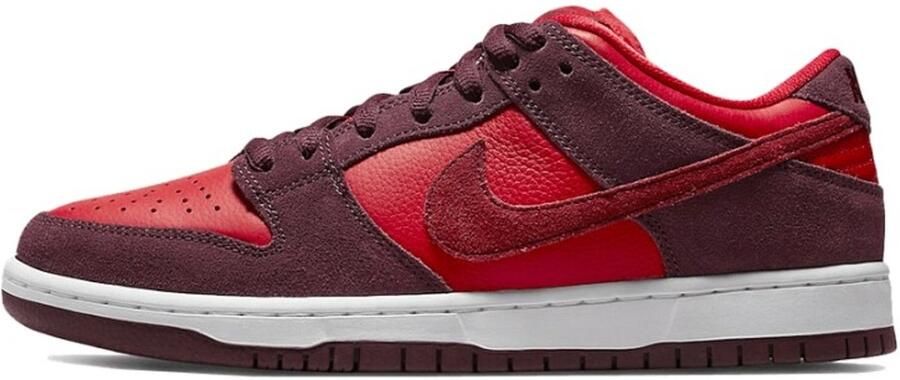Nike SB Dunk Low Cherry