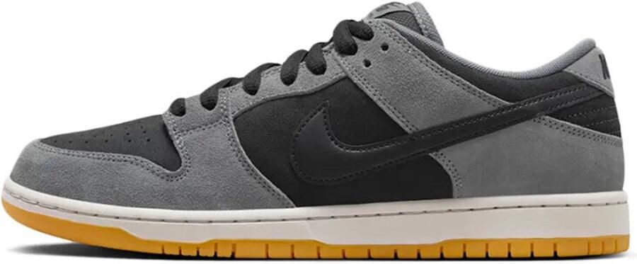 Nike SB Dunk Low 'Dark Smoke Grey'