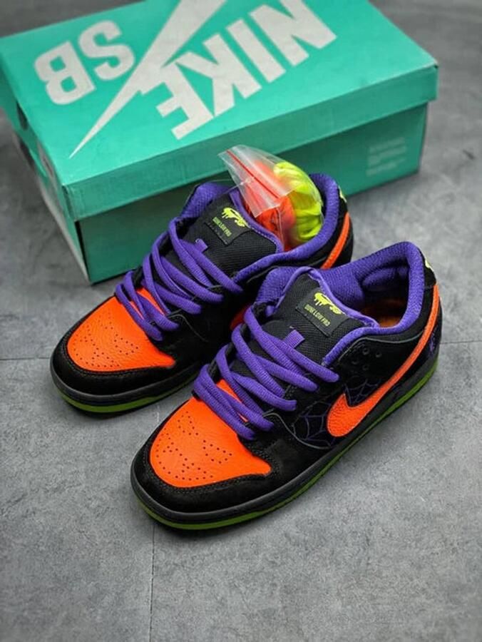Nike SB Dunk Low Night of Mischief Halloween