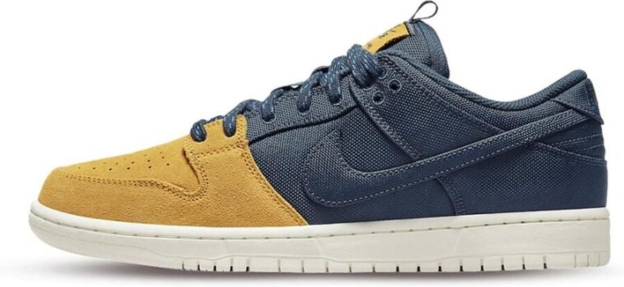 Nike SB Dunk Low Pro PRM 90s Backpack