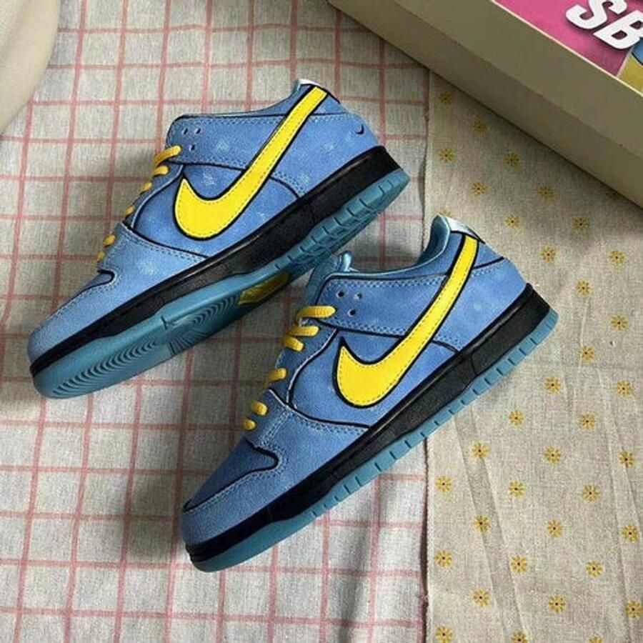 Nike Lage Sneakers Baskets SB Dunk Low "The Powerpuff Girls Bubbles" cuir