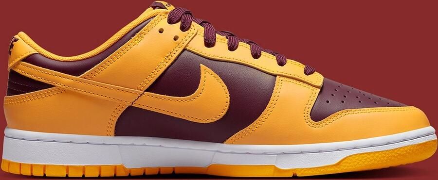 Nike Sneakers Dunk Low Retro University Gold