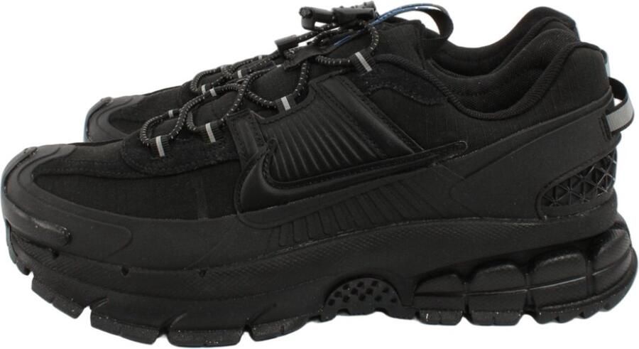Nike Vomero Roam black black black racer blue Lifestyle in zwart formaten: 44.5