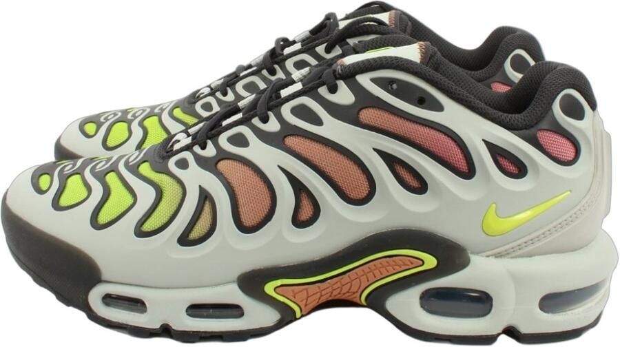 Nike Air Max Plus Drift (Light Silver Volt)