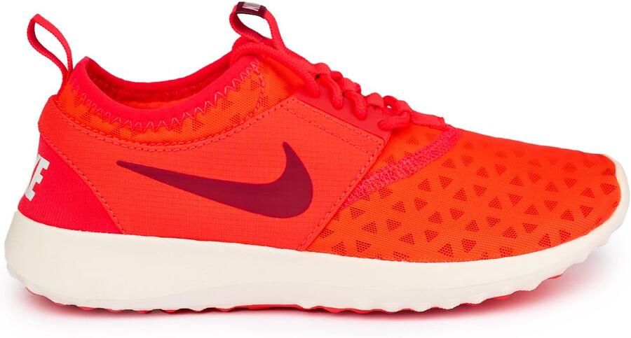 Nike Sneakers Juvenate Noble Rood Mga 0766 Rood