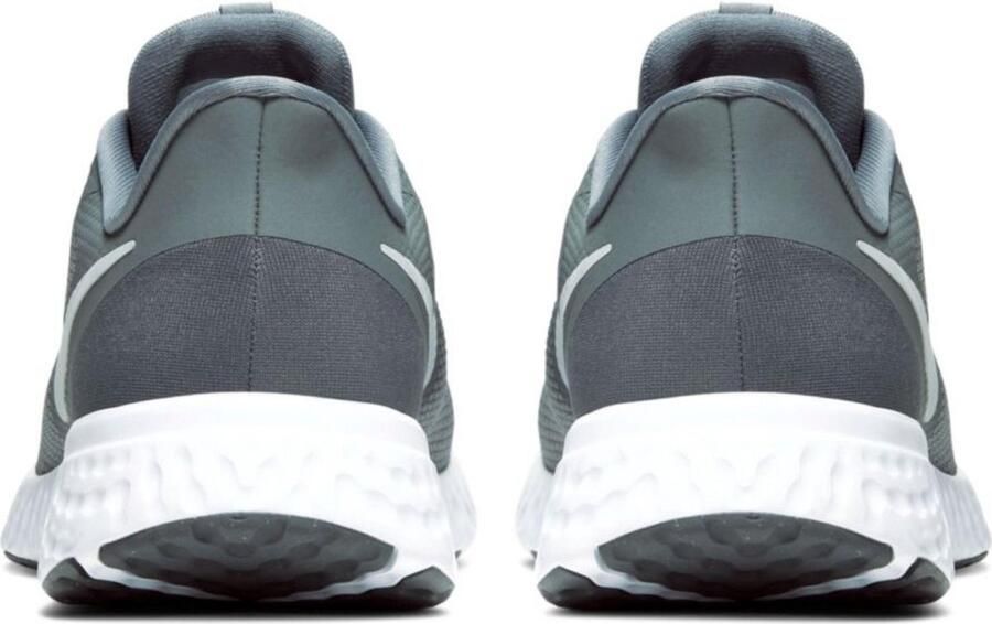 Nike Revolution 5 Hardloopschoenen voor heren (straat) Grijs - Foto 5