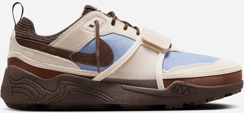Nike Travis Scott Zoom Field Jaxx Unisex Leche Blauw Bar Travis Scott Zoom Field Jaxx Leche Blue Baroque Brown HQ3072400 beige bruin blauw sneakers laag unisex