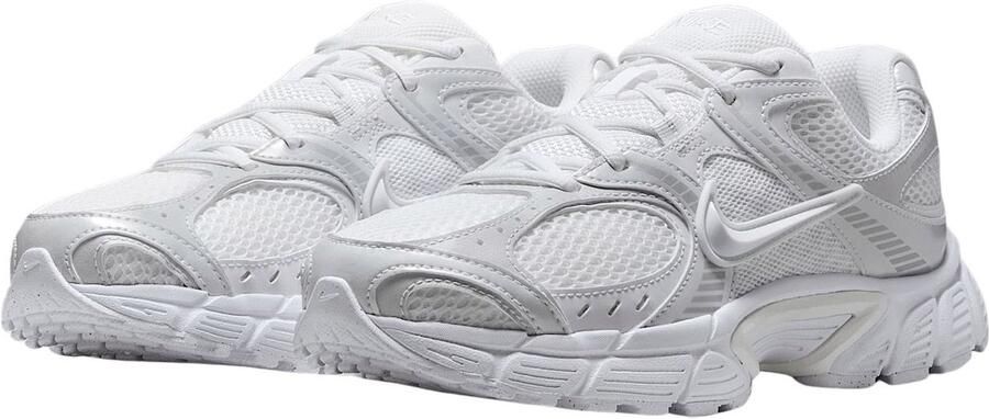 Nike V5 RNR damesschoenen met accenten met reflecterend design Wit - Foto 3