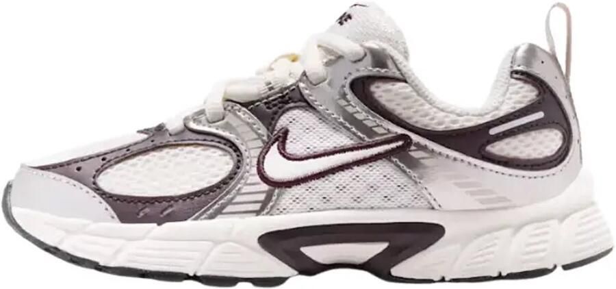 Nike v5 rnr lace in de kleur zwart
