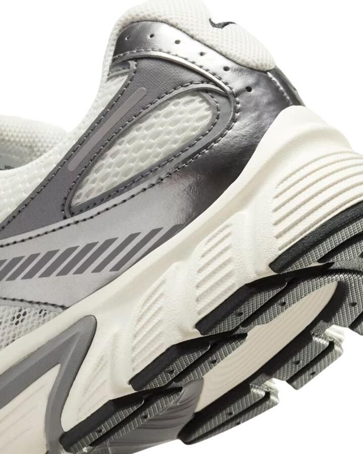 Nike V5 RNR Sneaker Dames vrijetijds schoenen Phantom Black-Pencil Point