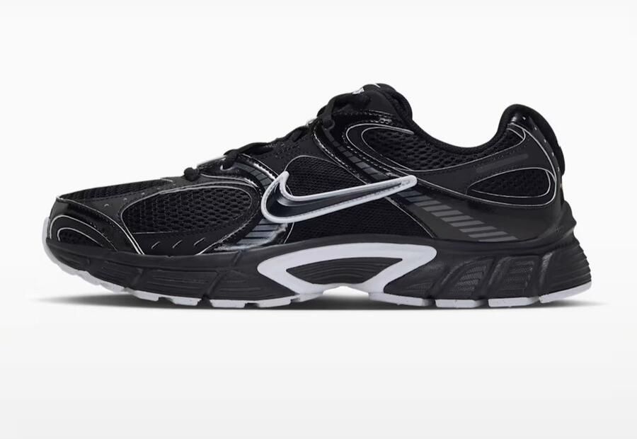 Nike V5 RNR Unisex Black Dark Smoke Grey