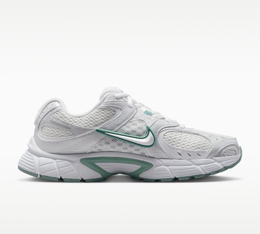 Nike V5 RNR Unisex Sneakers Wit Groen