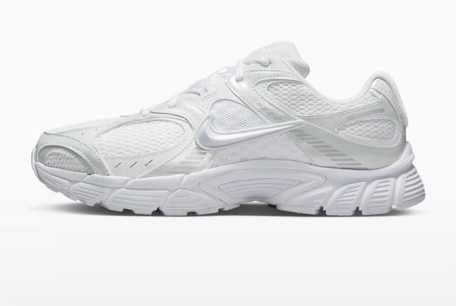 Nike Sportswear Sneakers laag 'V5 RNR' lichtgeel wit