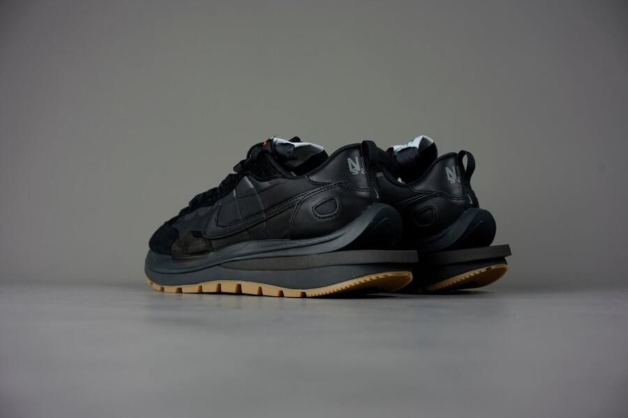 Nike Vaporwaffle x Sacai ''Black Gum'' DD1875-001 ZWART Schoenen - Foto 5