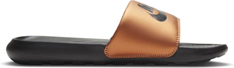 Nike Victori One Slipper voor dames Black Metallic Copper Black Dames
