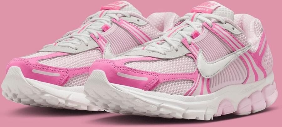 Nike Vomero 5 Hyper Pink