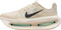 Nike Vomero Premium Pale Ivory Black Spruce - Beige