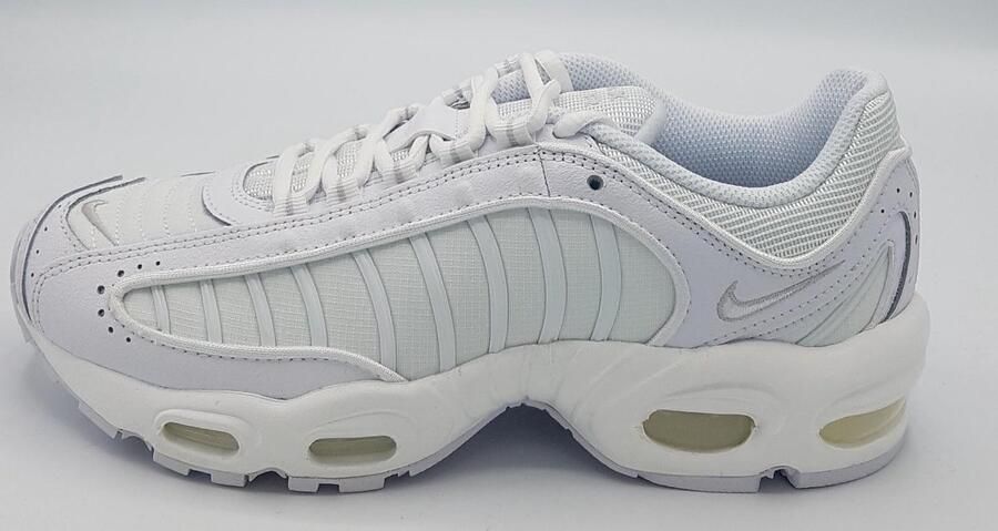 Nike W air max tailwind iv
